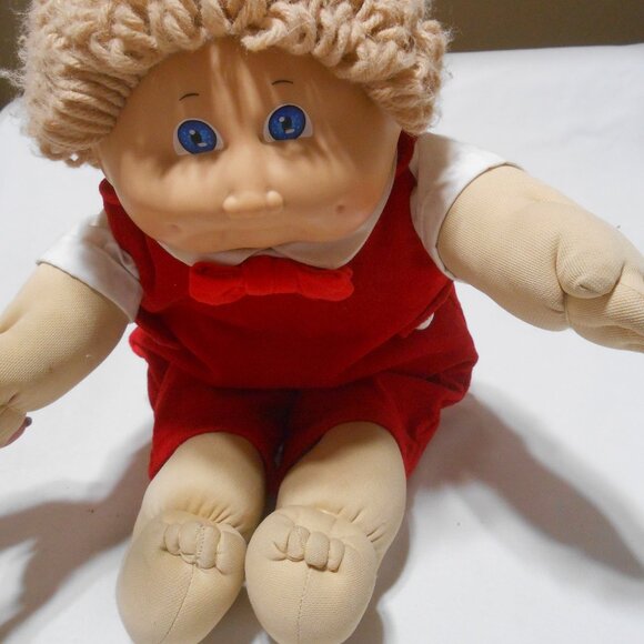 VTG 1984 CABBAGE PATCH KIDS DOLL SIGNED XAVIER ROBERTS 16" SOFT BODY RED OUTFIT - Picture 12 of 13